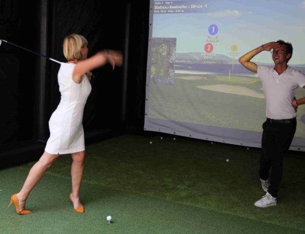Simulateur golf cocktail